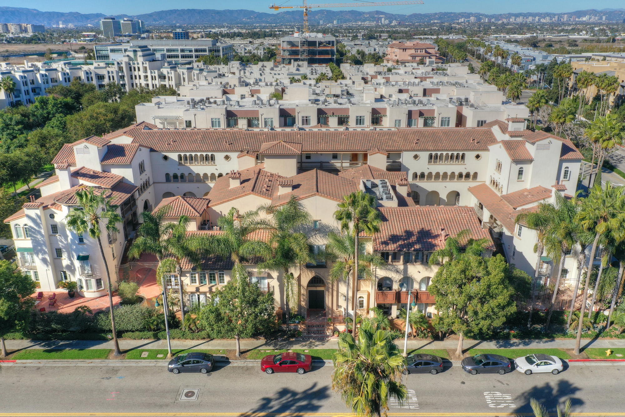 Villa d'Este Condos For Sale