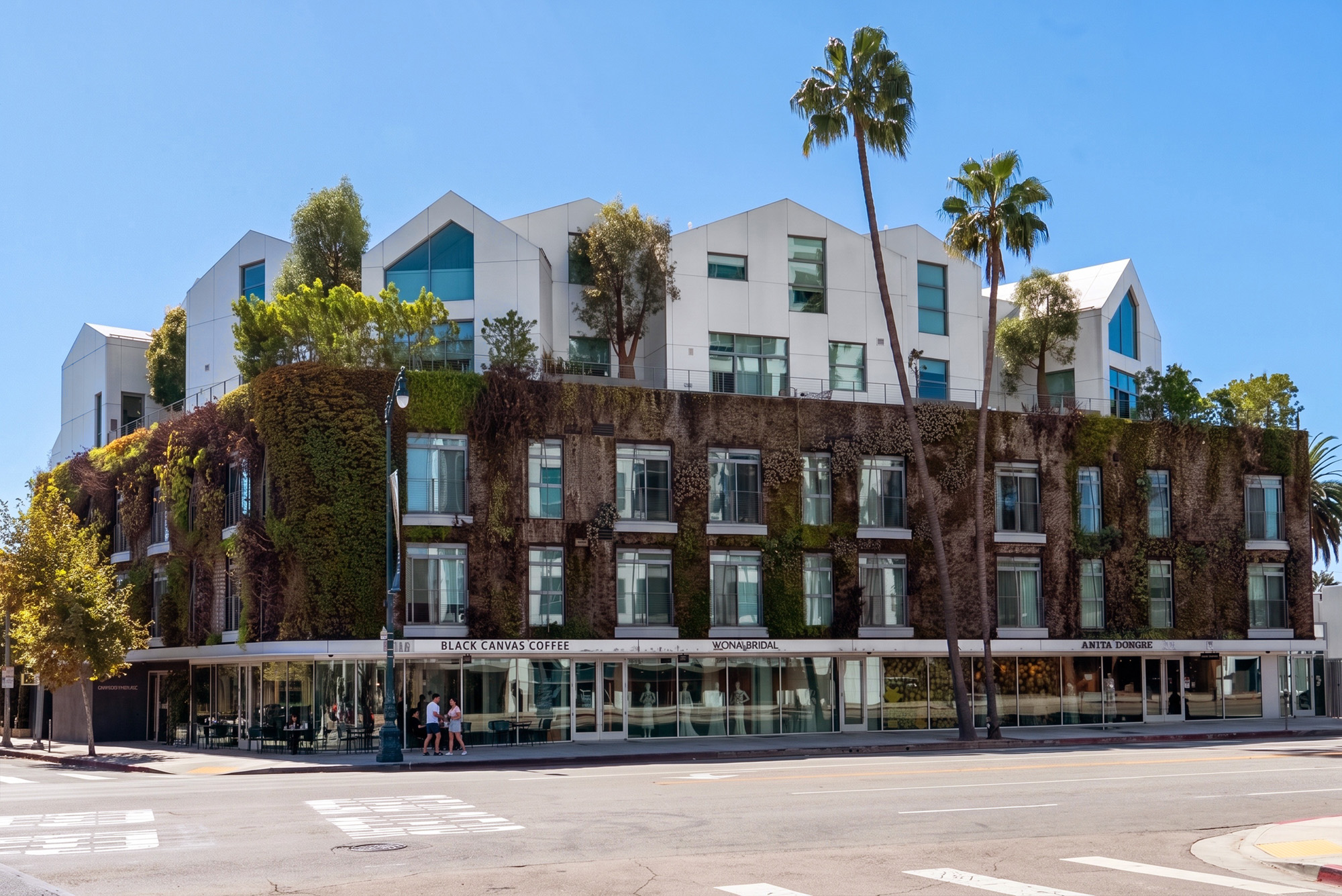 Gardenhouse condos in Beverly Hills, CA