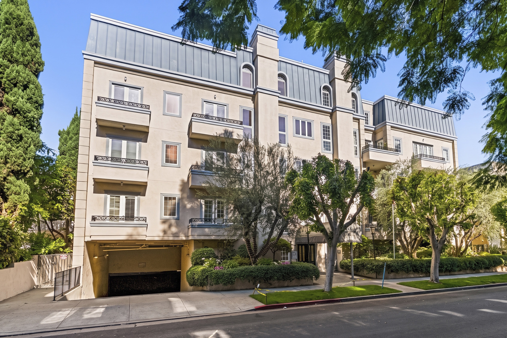 La Chateau of Westwood