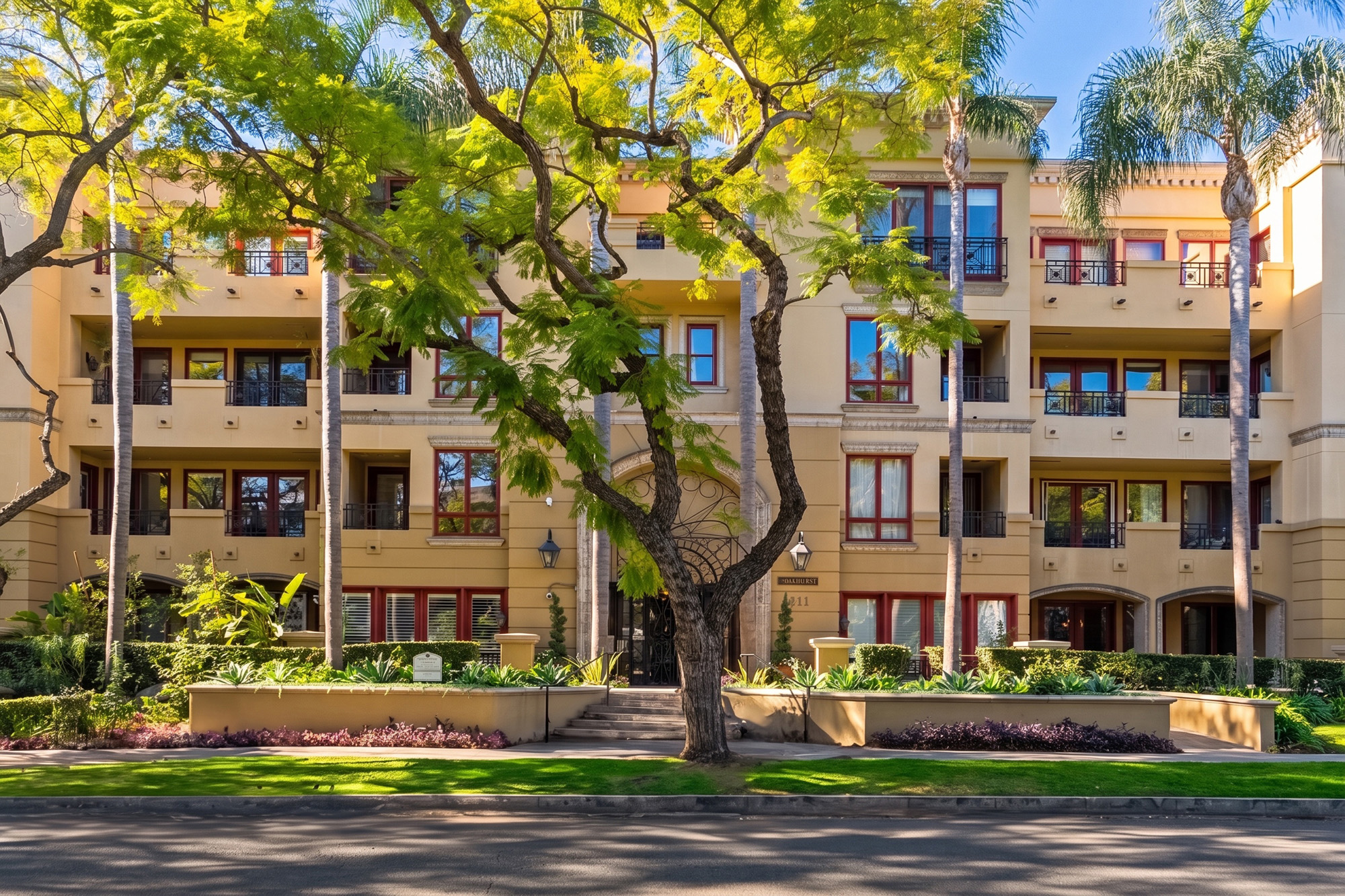 The Oakhurst Condos in Beverly Hills, CA