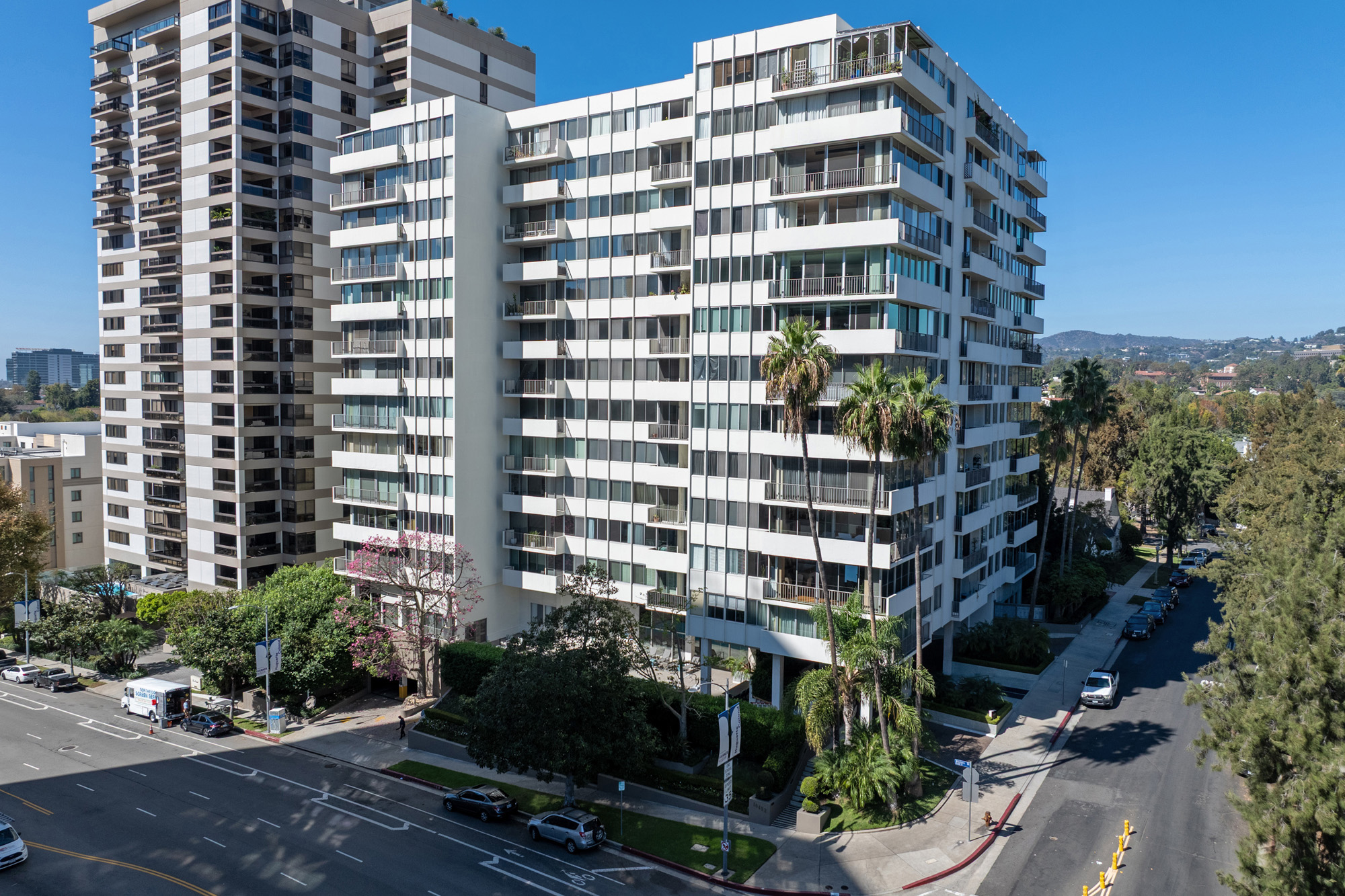Wilshire Holmby