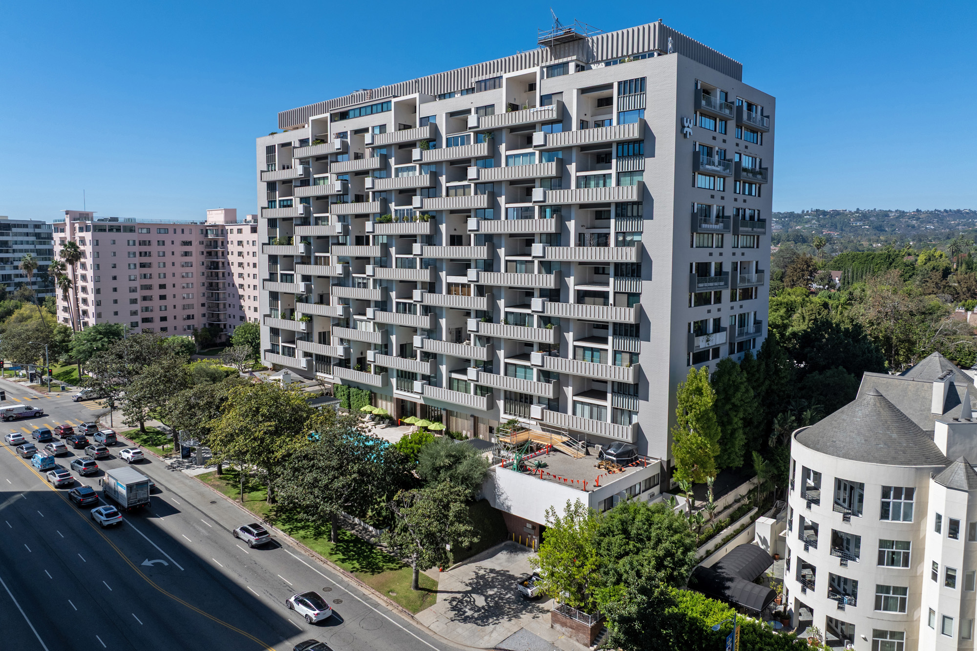 Wilshire Terrace condominiums